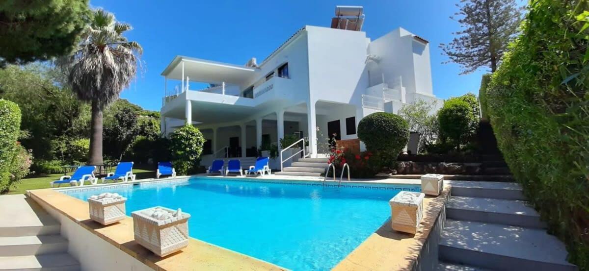 Villa Hibiscus, Great Location In Vilamoura, Lush Green Lawns And Garden Quarteira Dış mekan fotoğraf